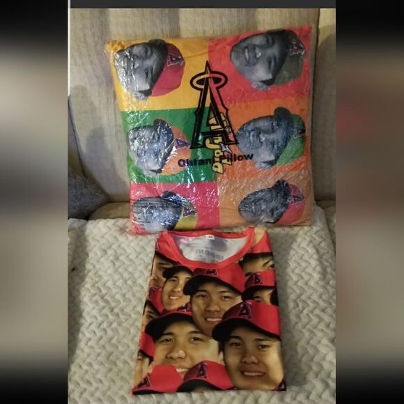 Shohei Ohtani Shirt & Pillow Stadium Giveaway  Los Angeles Angeles MLB New - Picture 1 of 8